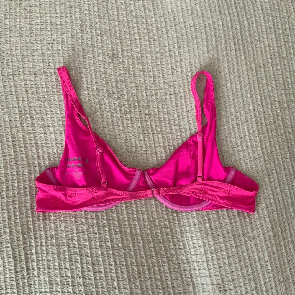 Frankie’s Bikinis x Revolve Pink Anna Swim Top Floral